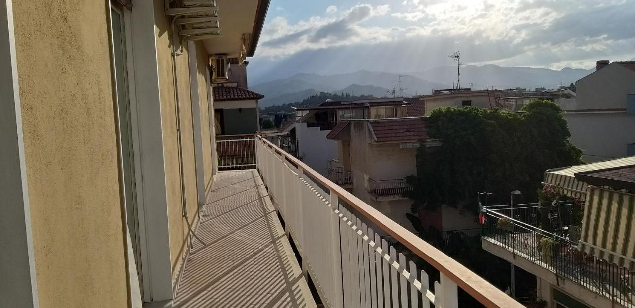 Sebastian House Casa Vacanze Giardini-Naxos Buitenkant foto