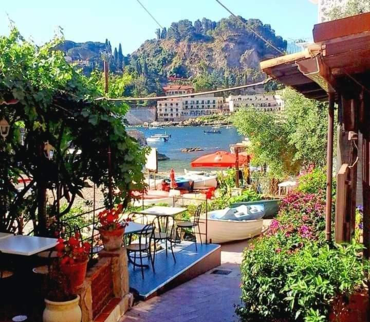 Sebastian House Casa Vacanze Giardini-Naxos Buitenkant foto