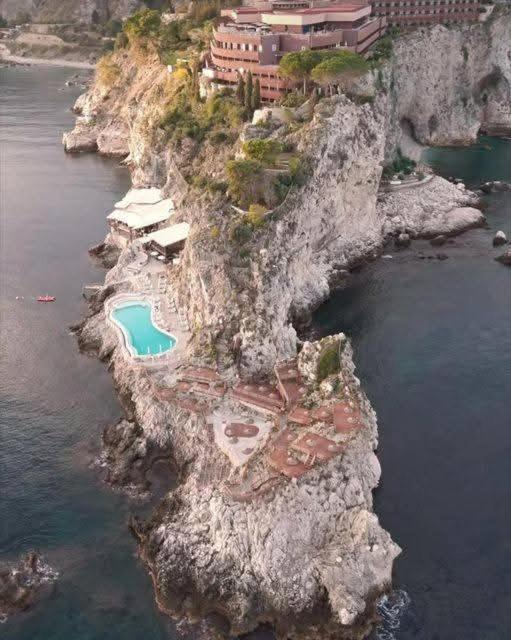 Sebastian House Casa Vacanze Giardini-Naxos Buitenkant foto