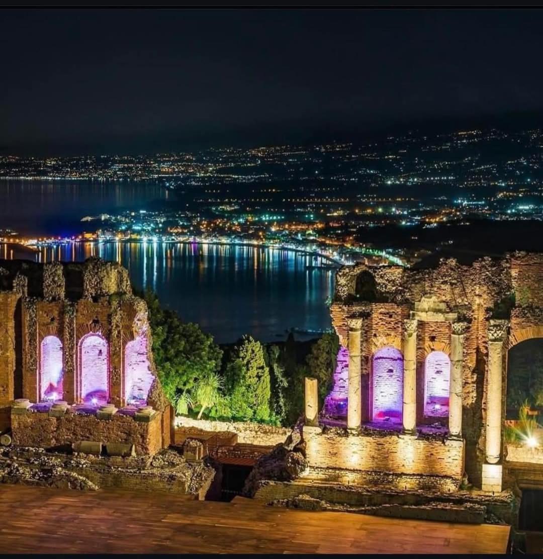 Sebastian House Casa Vacanze Giardini-Naxos Buitenkant foto